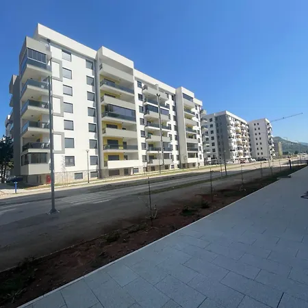 Amaris Quarters *