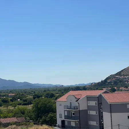 Amaris Quarters Διαμέρισμα Τρέμπινιε